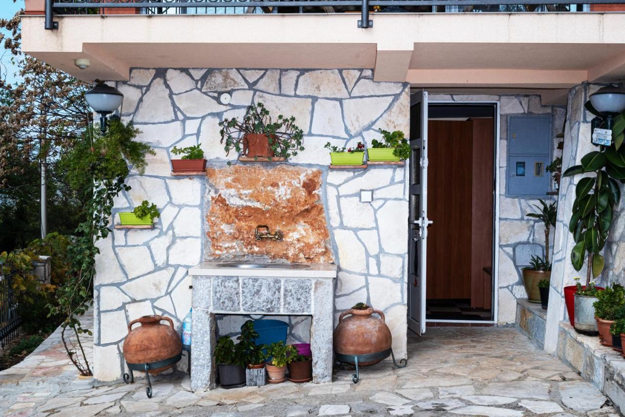 Apartmani Kamena Ruza Budva Exterior photo