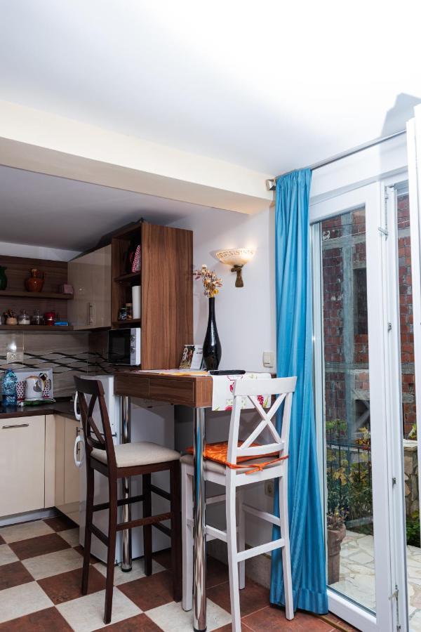 Apartmani Kamena Ruza Budva Exterior photo